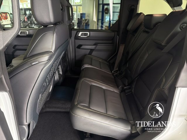 Used 2025 Ford Bronco Badlands w/ Sasquatch Package AWD/4WD image 30