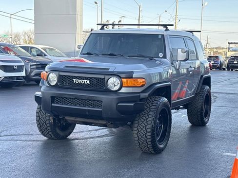 Used 2012 Toyota FJ Cruiser 4WD w/ Convenience Pkg image 12