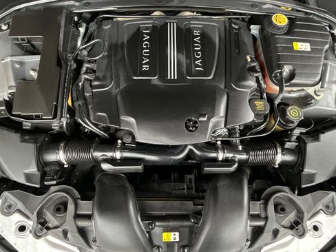 Used 2013 Jaguar XF 3.0 image 9