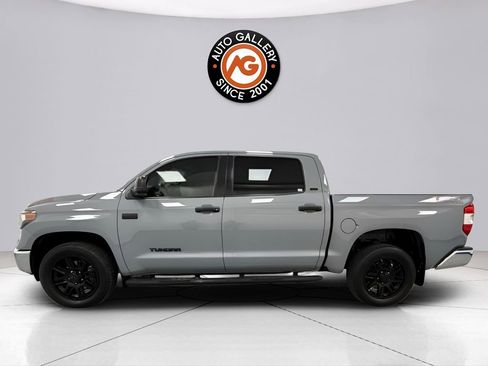 Used 2021 Toyota Tundra SR5 w/ SR5 Upgrade Package RWD image 4