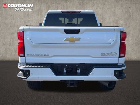 Used 2024 Chevrolet Silverado 3500 High Country w/ High Country Premium Package AWD/4WD image 7