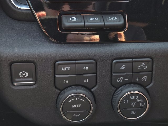 New 2026 Chevrolet Silverado 2500 High Country w/ High Country Premium Package AWD/4WD image 14