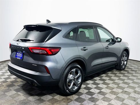 Used 2025 Ford Escape ST-Line image 8