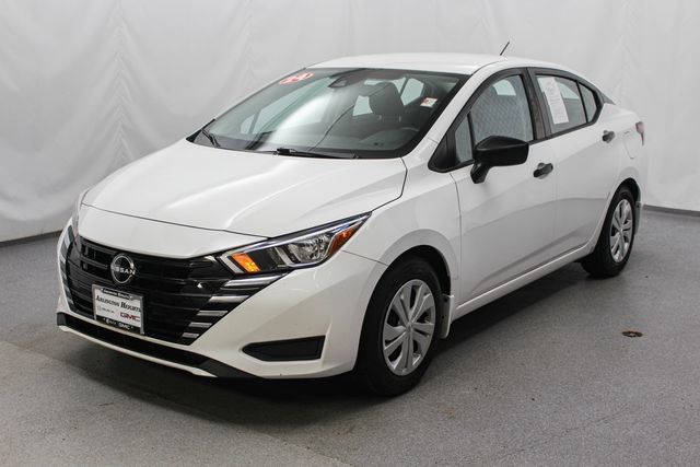 Used 2024 Nissan Versa S w/ Trunk Package FWD image 5