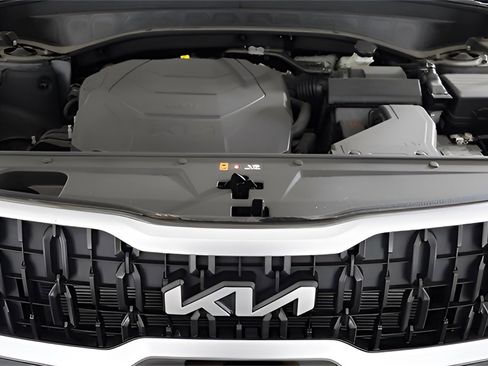 Used 2024 Kia Telluride LX image 49