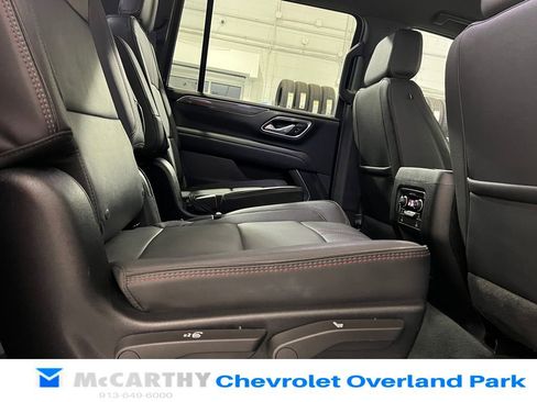 Used 2024 Chevrolet Suburban RST w/ Luxury Package AWD/4WD image 34