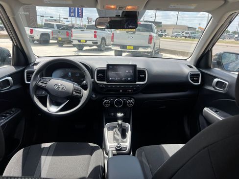 New 2026 Hyundai Venue SEL FWD image 22