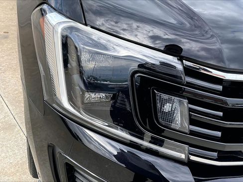 Used 2021 Ford Expedition Max Limited image 27