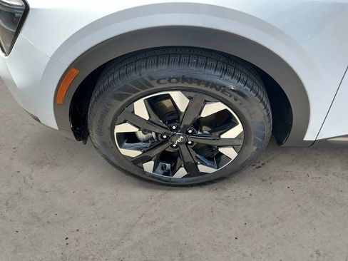 Used 2023 Kia Sportage X-Line AWD/4WD image 9