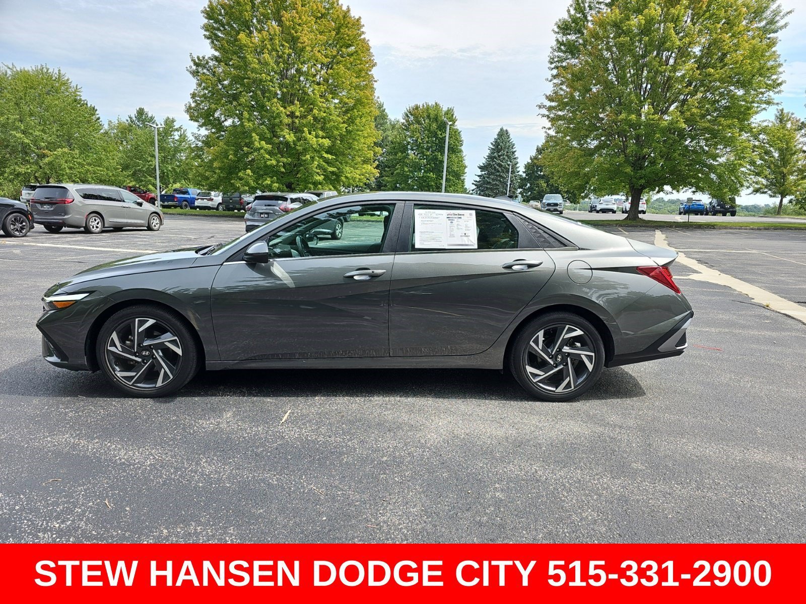 Used 2025 Hyundai Elantra SEL FWD image 1