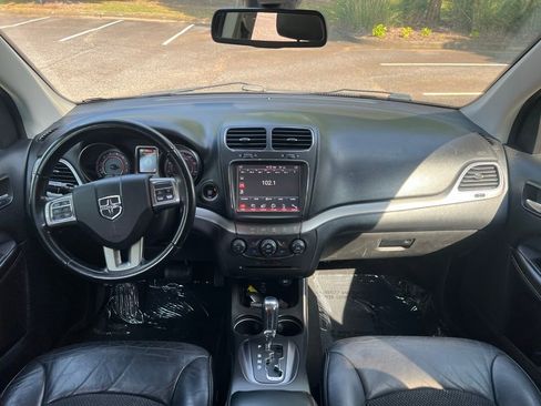 Used 2020 Dodge Journey Crossroad FWD image 22