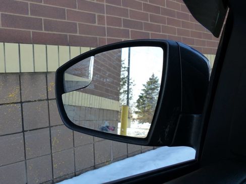 Used 2018 Ford Focus SE w/ Cold Weather Package image 42