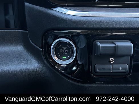 New 2026 GMC Sierra 1500 SLT AWD/4WD image 19