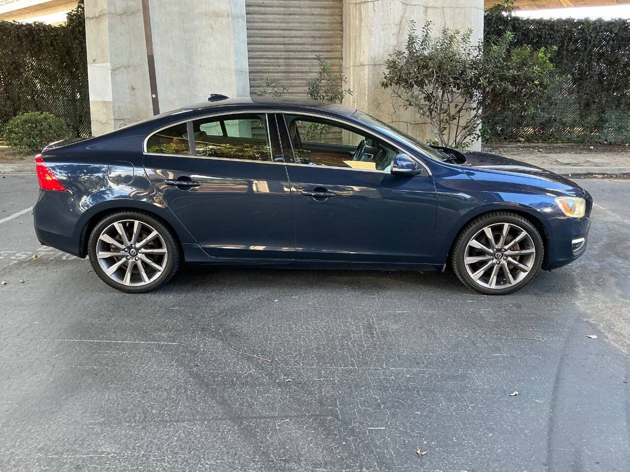 Used 2015 Volvo S60 T5 Premier Plus AWD/4WD image 9