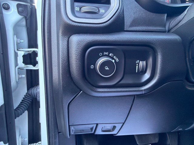 Used 2024 RAM 3500 Tradesman w/ Towing Technology Group AWD/4WD image 23