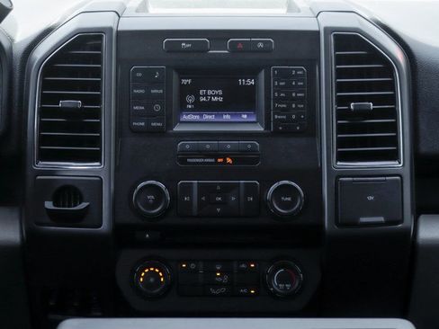 Used 2017 Ford F150 XLT RWD image 26