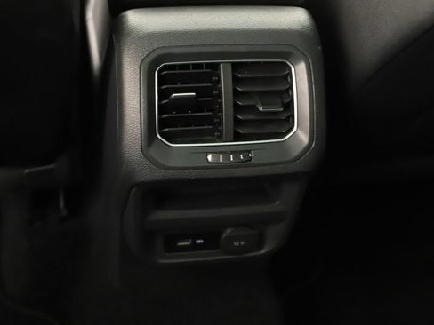 Used 2018 Volkswagen Tiguan SE w/ Panoramic Sunroof Package AWD/4WD image 22