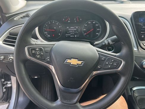 Used 2024 Chevrolet Malibu LT FWD image 12