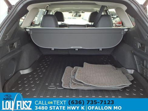 Certified 2025 Subaru Outback Limited image 28