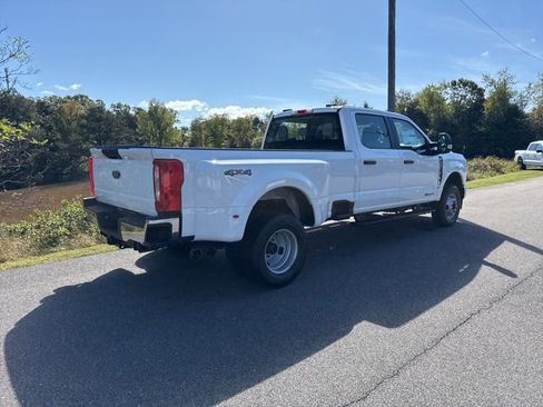 New 2026 Ford F350 XL w/ XL Chrome Package image 5