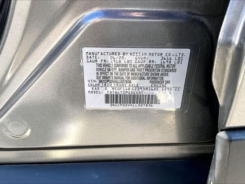 Used 2020 Nissan Kicks SR image 36