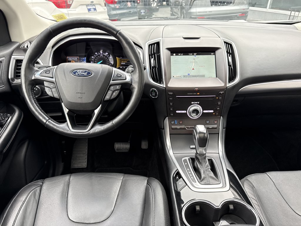 Used 2017 Ford Edge Titanium w/ Equipment Group 301A AWD/4WD image 23