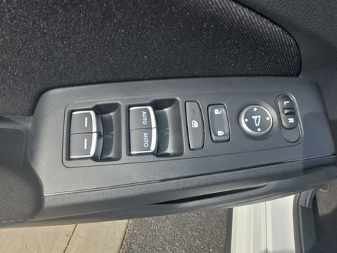 Certified 2025 Honda Civic Sport image 24