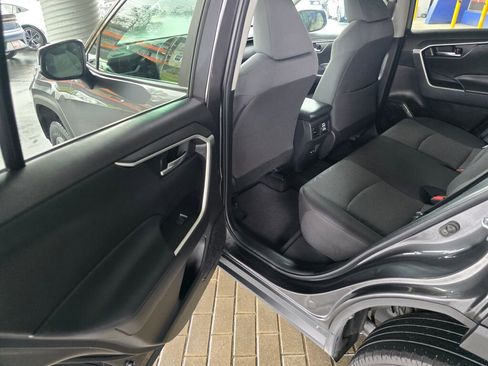 Used 2024 Toyota RAV4 XLE w/ Convenience Package image 17