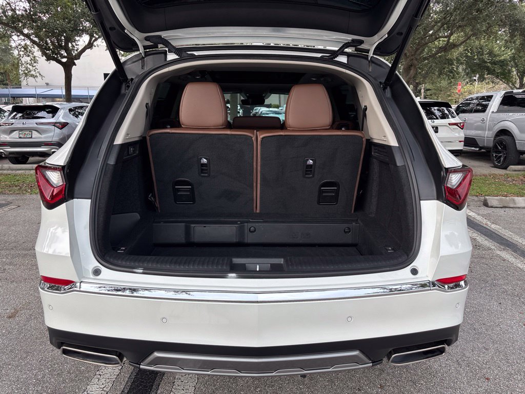Used 2025 Acura MDX w/ Technology Package AWD/4WD image 28