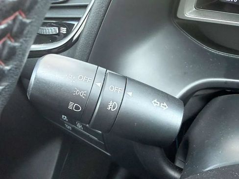 Used 2015 MAZDA MAZDA3 i Grand Touring FWD image 16