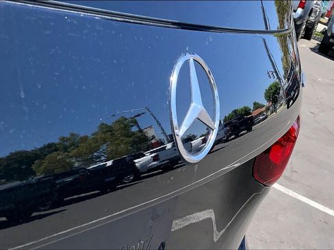 Used 2021 Mercedes-Benz GLB 250 4MATIC image 30