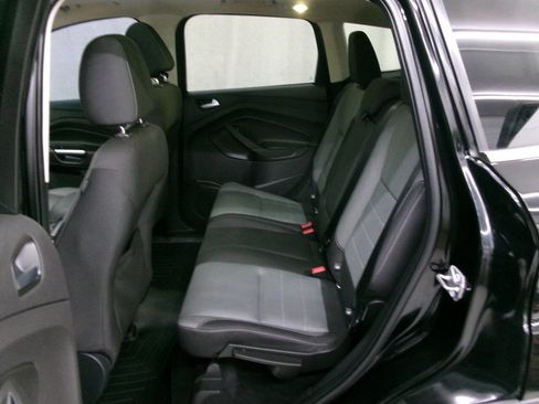 Used 2016 Ford Escape SE AWD/4WD image 16