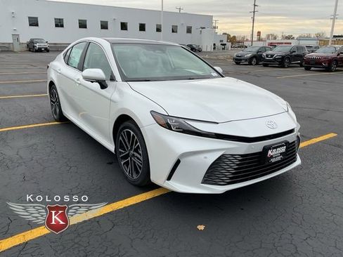 New 2026 Toyota Camry XLE image 1