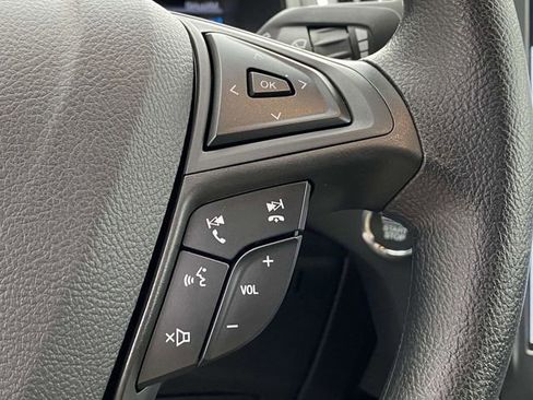 Certified 2024 Ford Edge SE image 21