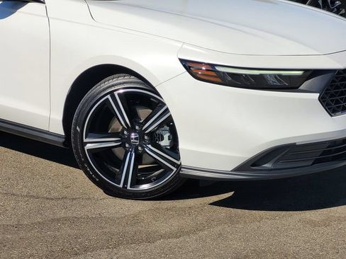 Certified 2025 Honda Accord Sport image 9
