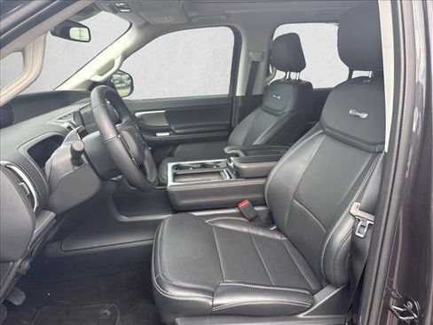 New 2025 Ford Expedition Platinum w/ Driver's Package AWD/4WD image 9