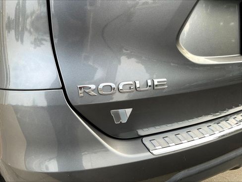 Used 2015 Nissan Rogue SL AWD/4WD image 24