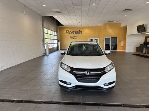 Used 2016 Honda HR-V EX image 7