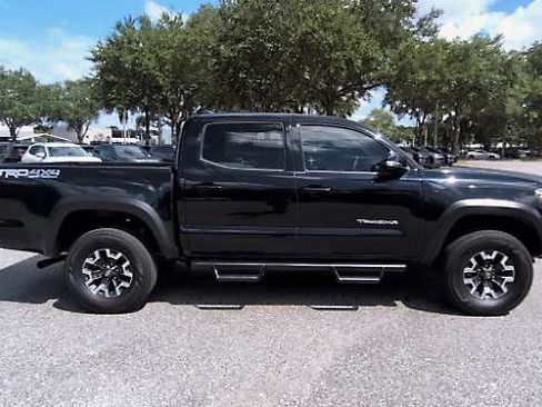 Used 2019 Toyota Tacoma TRD Off-Road AWD/4WD image 35