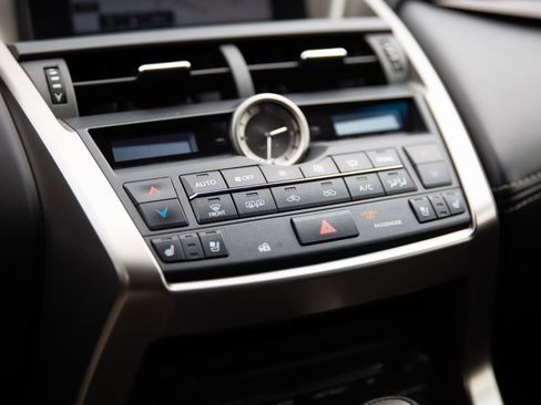 Used 2017 Lexus NX 200t AWD w/ Premium Package image 15