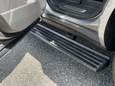 Used 2026 Cadillac Escalade Luxury w/ LPO, Floor Liner Package AWD/4WD image 48