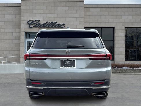 Used 2025 Buick Enclave Preferred AWD/4WD image 6