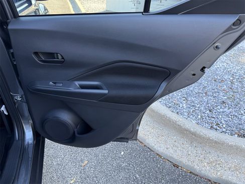 Used 2024 Nissan Kicks S image 34