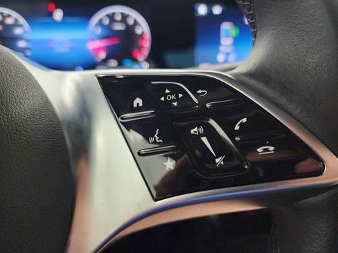 Used 2025 Mercedes-Benz CLA 250 4MATIC image 13