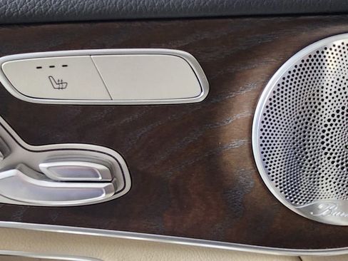 Used 2019 Mercedes-Benz GLC 350e 4MATIC image 14