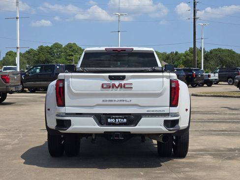 Used 2025 GMC Sierra 3500 Denali AWD/4WD image 5