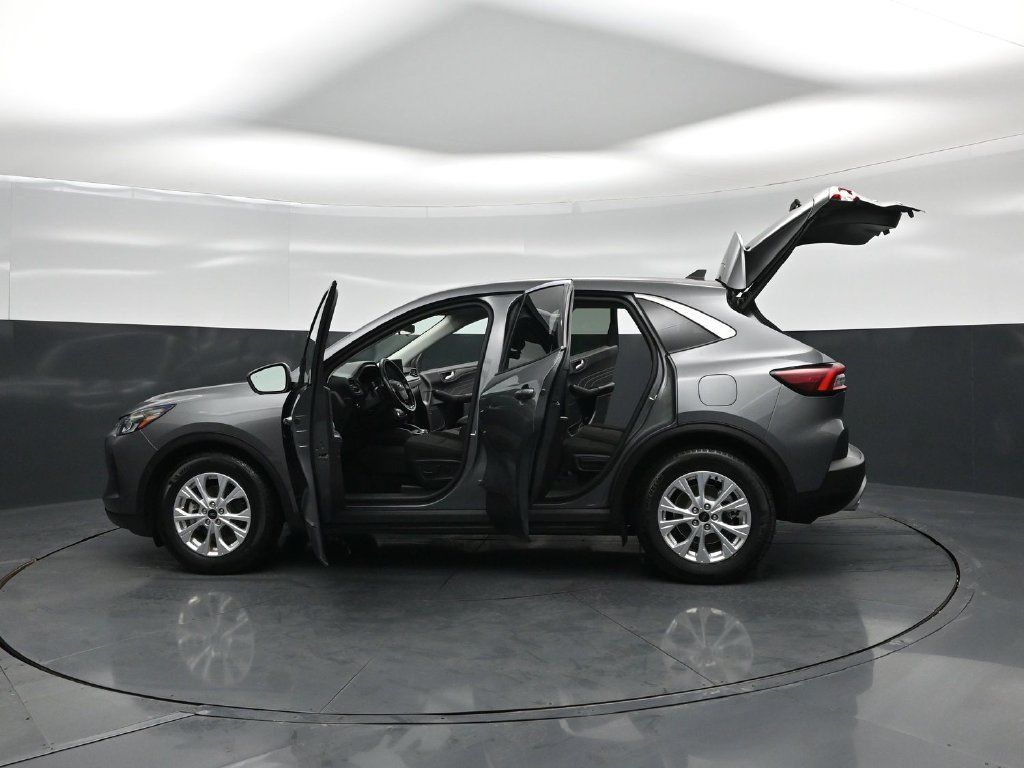 Certified 2023 Ford Escape Active w/ Tech Pack #2 FWD image 37
