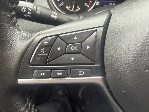 Used 2019 Nissan Rogue Sport SL AWD/4WD image 20