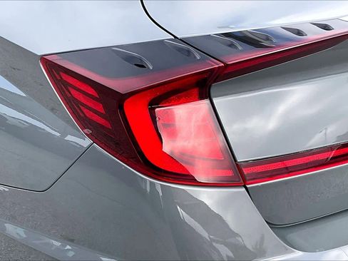 Used 2021 Hyundai Sonata SEL Plus w/ Tech Package image 24