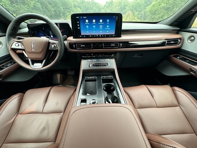 New 2026 Lincoln Aviator Reserve AWD/4WD image 21